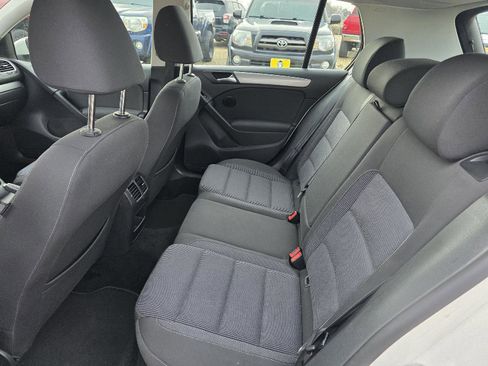 Used 2012 Volkswagen Golf TDI image 13