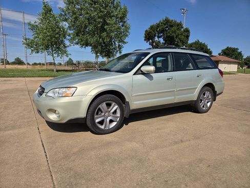 Used 2007 Subaru Outback 3.0R L.L. Bean AWD/4WD image 2