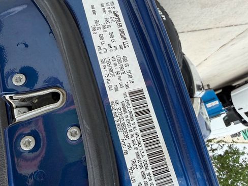 Used 2011 RAM 3500 Laramie w/ Cold Weather Group image 13