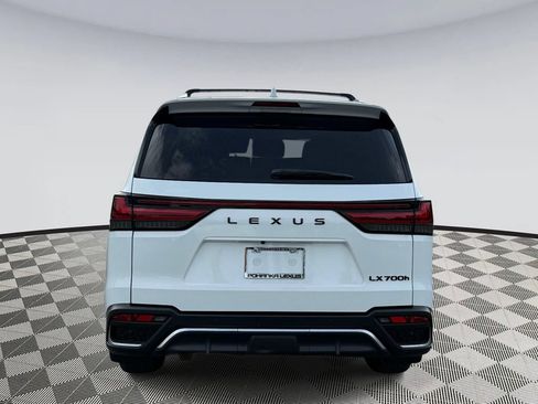 Used 2025 Lexus LX 700h F Sport AWD/4WD image 3