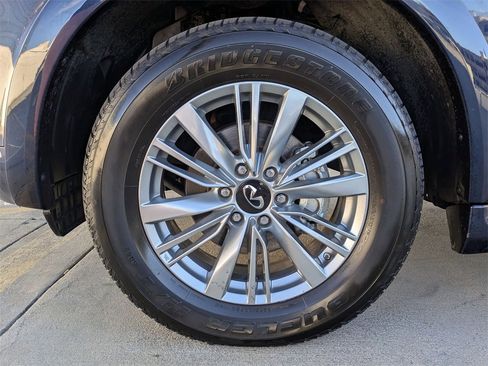 Used 2024 INFINITI QX80 Luxe image 28