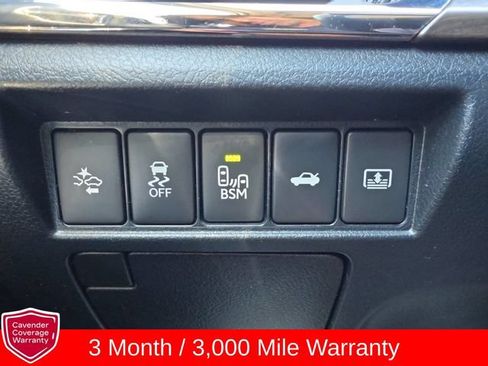 Used 2016 Toyota Avalon Limited w/ Toyota Safety Sense Package FWD image 10