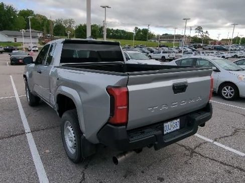 Used 2024 Toyota Tacoma SR RWD image 6