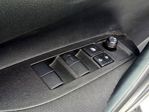 Certified 2025 Toyota Corolla LE FWD image 15