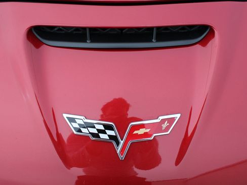 Used 2012 Chevrolet Corvette Grand Sport w/ 3LT Preferred Equipment Group RWD image 38