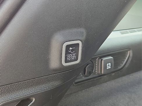 Used 2023 Jeep Grand Cherokee Trailhawk w/ Advanced Protech Group II image 17