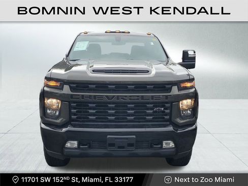 Used 2022 Chevrolet Silverado 2500 Custom w/ Custom Convenience Package image 2