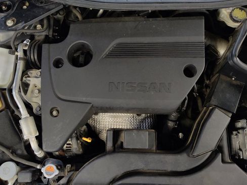 Used 2016 Nissan Altima 2.5 SV FWD image 30