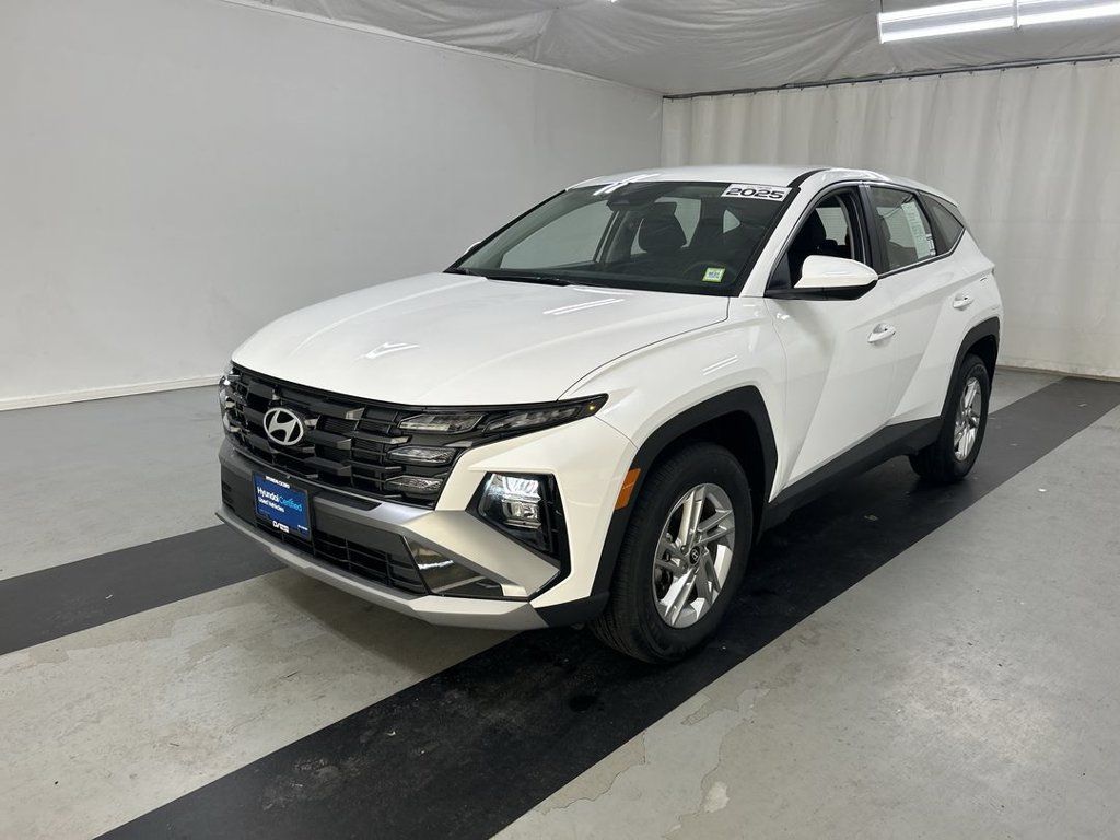 Used 2025 Hyundai Tucson SE AWD/4WD image 5