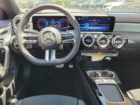 New 2025 Mercedes-Benz CLA 250 4MATIC image 10