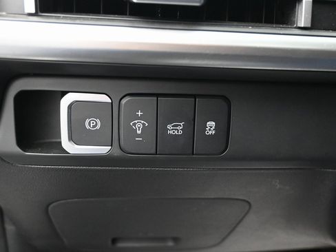 Used 2025 Hyundai Santa Fe SEL image 21