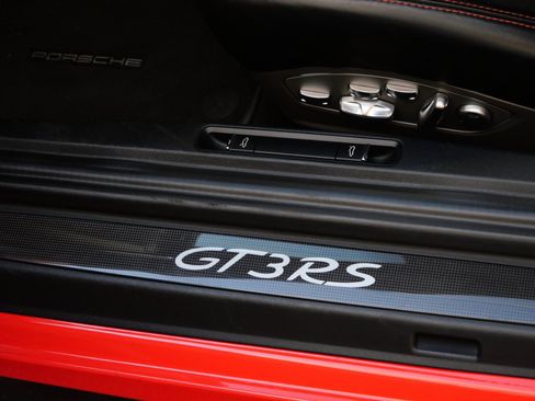 Used 2016 Porsche 911 GT3 RS image 15