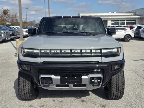 New 2026 GMC Hummer EV SUV image 2