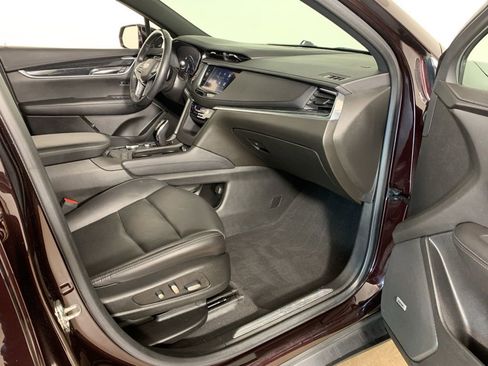 Used 2020 Cadillac XT5 Premium Luxury image 38