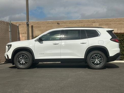 New 2026 GMC Acadia Elevation FWD image 7