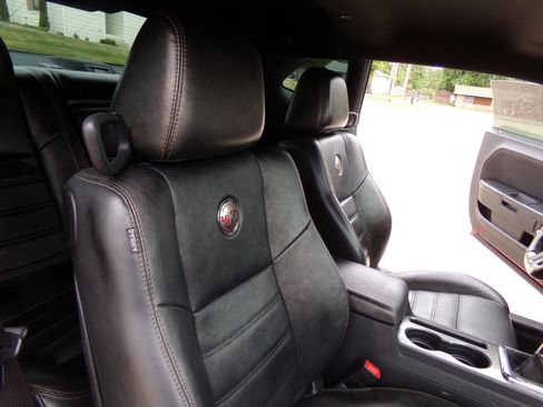 Used 2014 Dodge Challenger R/T RWD image 25