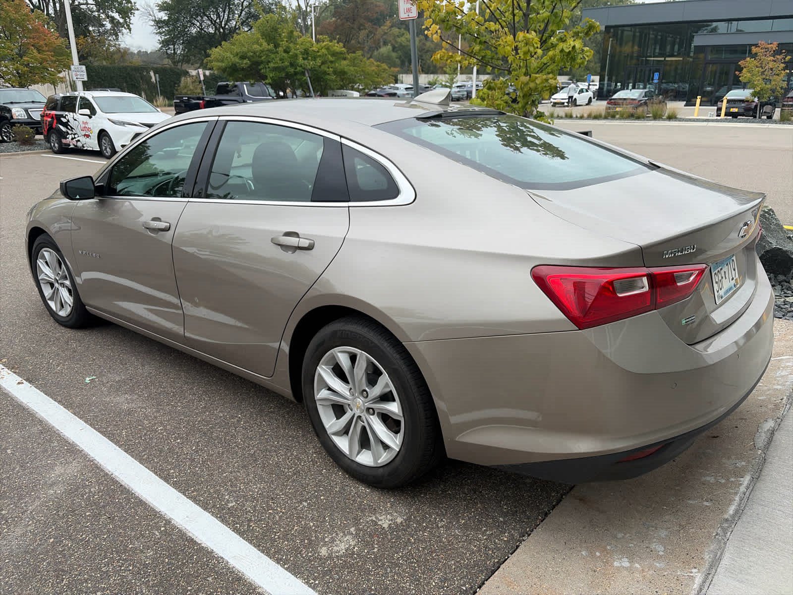 Used 2024 Chevrolet Malibu LT FWD image 4