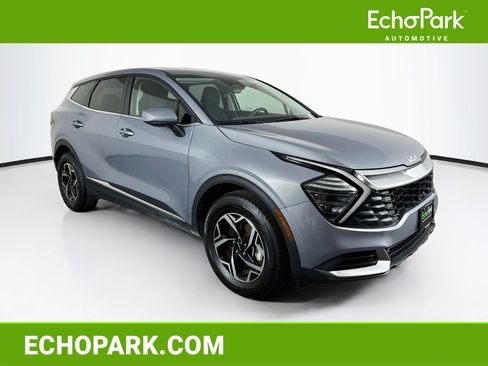 Used 2025 Kia Sportage LX AWD/4WD image 1