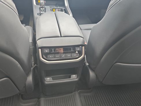 Used 2024 Lexus TX 350 AWD w/ Technology Package image 11