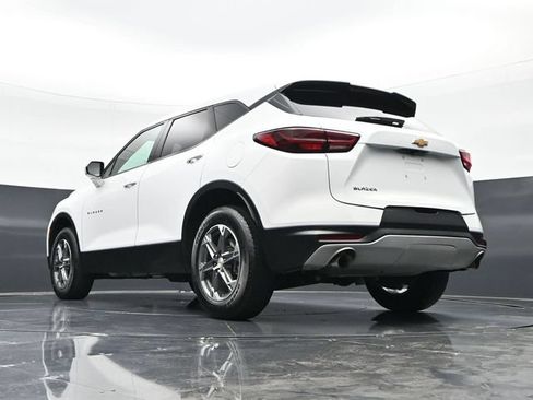 Used 2025 Chevrolet Blazer LT FWD image 45
