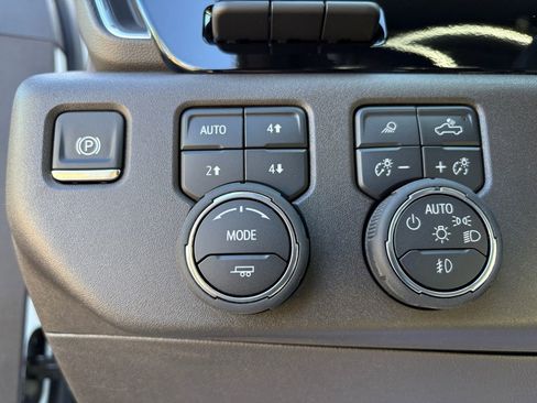 New 2026 Chevrolet Silverado 1500 LTZ w/ Technology Package image 4