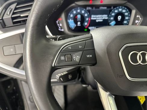 Used 2022 Audi Q3 2.0T Premium w/ Convenience Package image 15