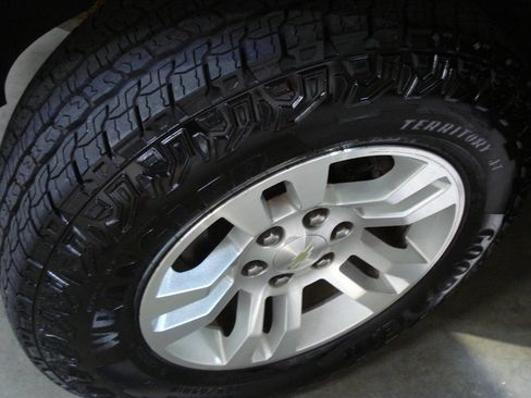 Used 2018 Chevrolet Tahoe LS w/ Max Trailering Package image 17