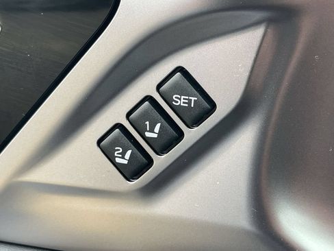 Used 2024 Subaru Outback Limited XT AWD/4WD image 26