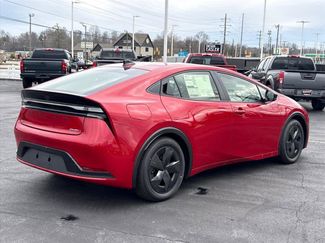 New 2026 Toyota Prius Plug-In Hybrid video 3