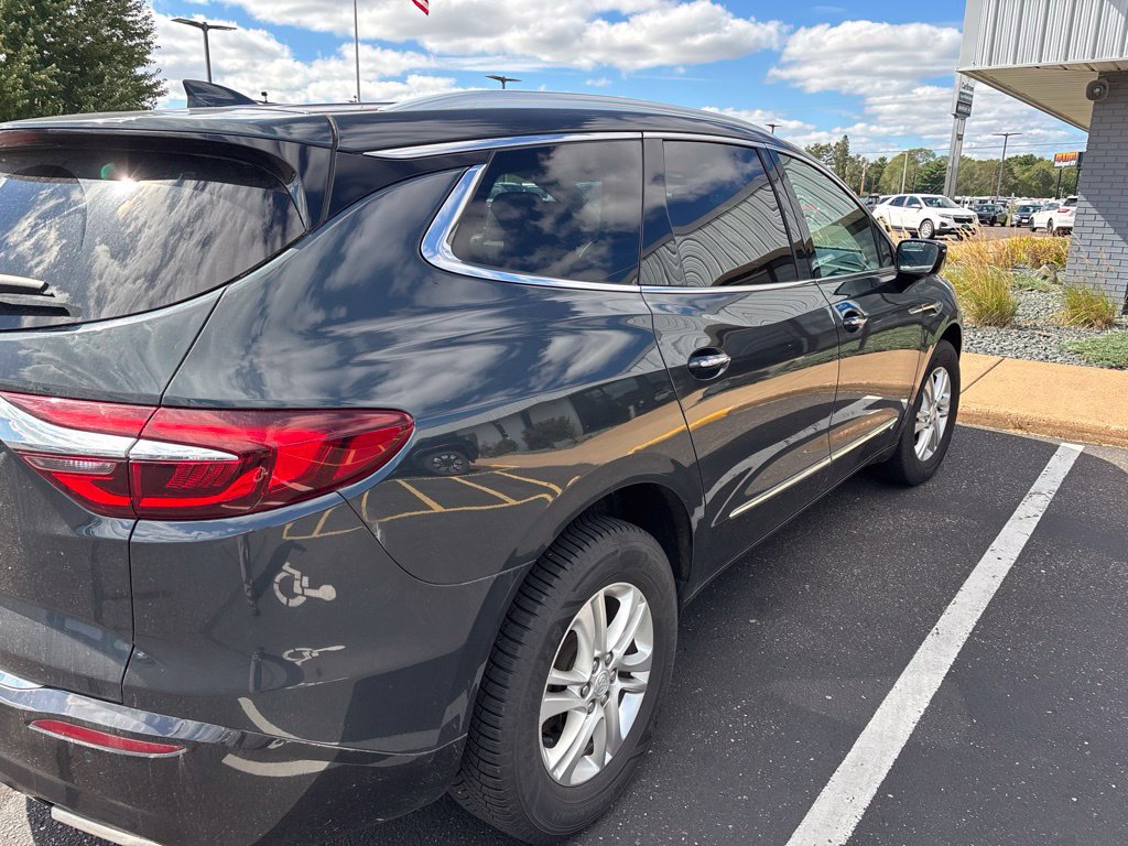 Used 2021 Buick Enclave Essence w/ Sound and Sites Package AWD/4WD image 9