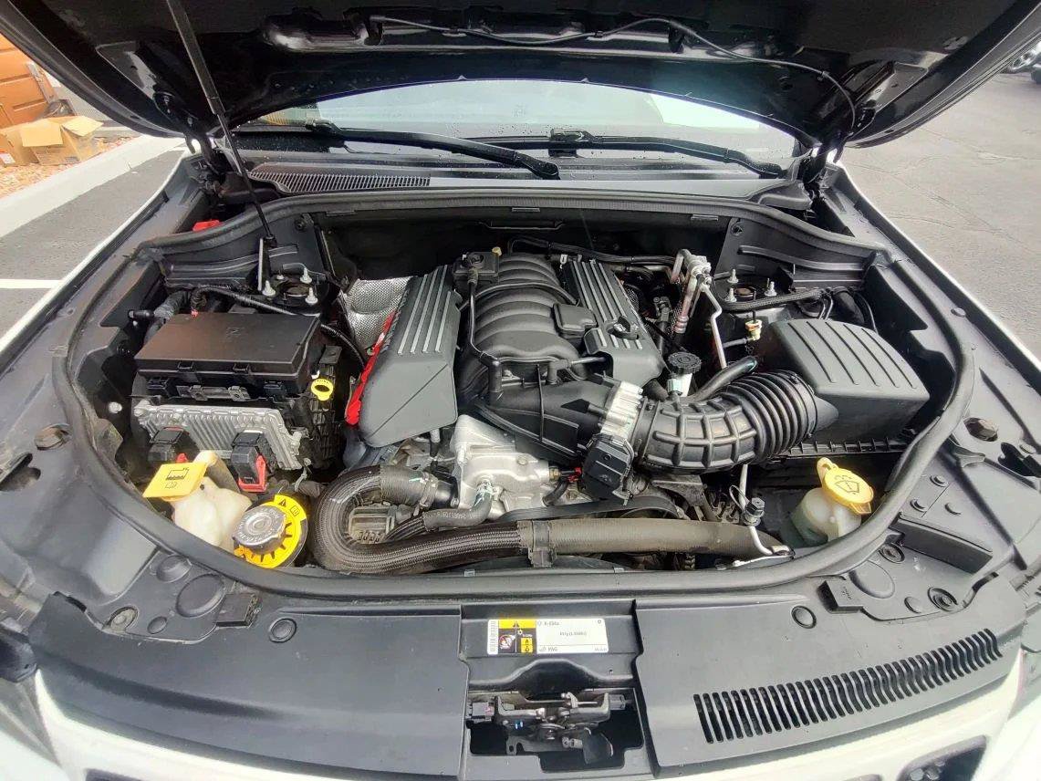 Used 2015 Jeep Grand Cherokee SRT AWD/4WD image 27