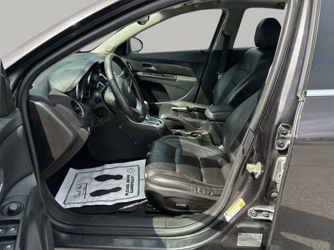 Used 2014 Chevrolet Cruze LTZ w/ RS Package FWD image 13
