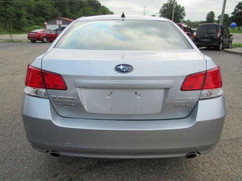 Used 2012 Subaru Legacy 3.6R Limited w/ Popular Pkg 2 AWD/4WD image 5