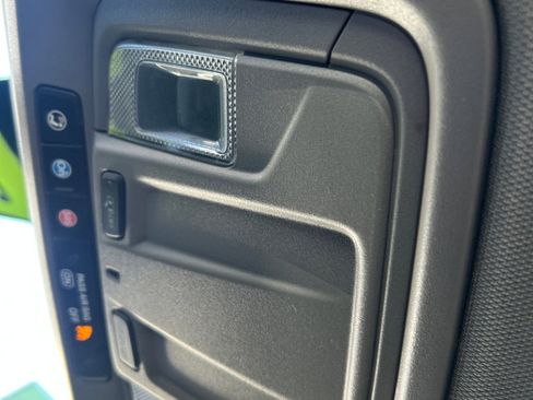 Used 2023 GMC Sierra 3500 SLE image 10