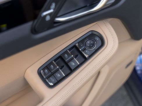 New 2026 Porsche Macan AWD/4WD image 23