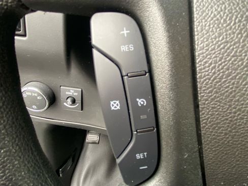 Used 2024 Chevrolet Express 2500 w/ Driver Convenience Package image 21