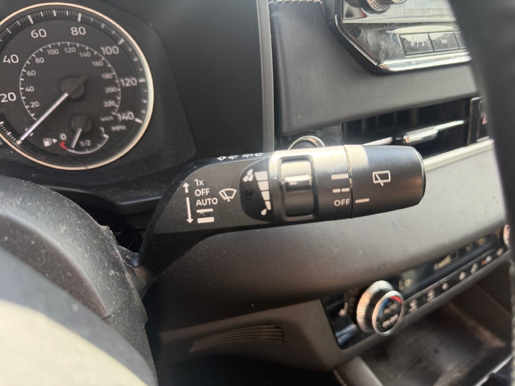 Used 2022 Mitsubishi Outlander SE AWD/4WD image 39