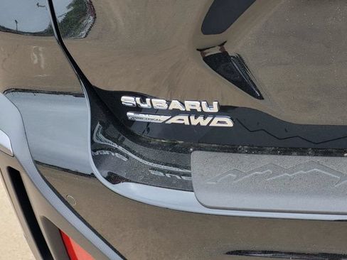 Used 2025 Subaru Crosstrek 2.5i Limited w/ Crosstrek Mirror Package AWD/4WD image 6