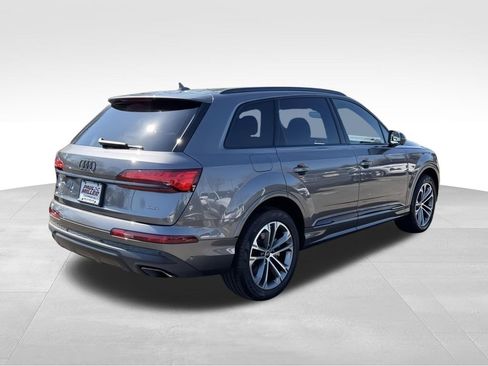 Used 2025 Audi Q7 2.0T Premium w/ Convenience Plus Package AWD/4WD image 7