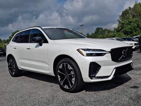 Certified 2026 Volvo XC60 B5 Plus AWD/4WD image 1