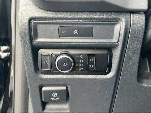 Certified 2025 Ford F150 XLT w/ Equipment Group 301A Standard image 31