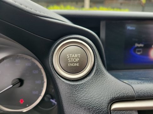 Used 2017 Lexus IS 200t RWD image 34