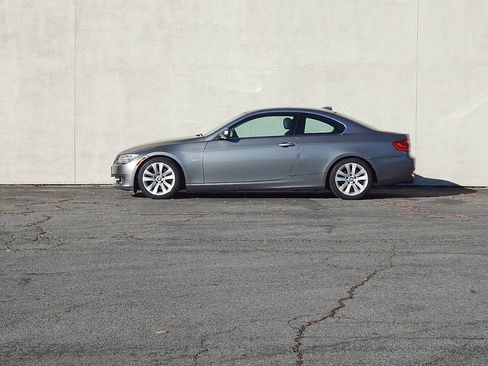 Used 2013 BMW 328i Coupe image 2