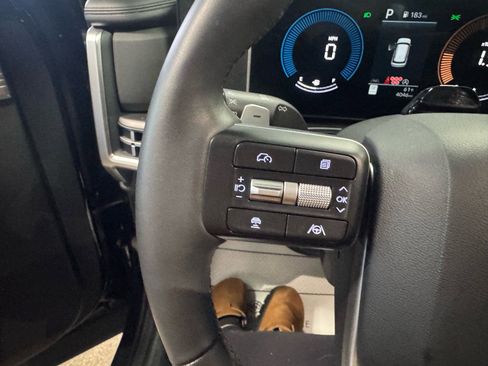 Used 2025 Hyundai Santa Fe XRT image 25