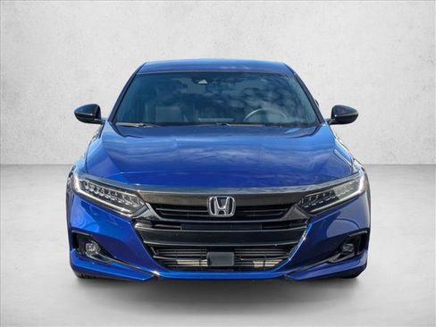 Used 2022 Honda Accord Sport image 2