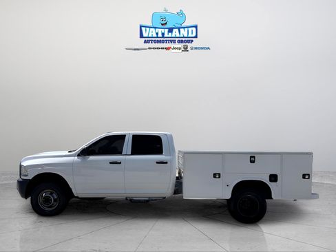 Used 2016 RAM 3500 Tradesman w/ Ambulance Prep Group RWD image 2