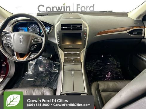 Used 2013 Lincoln MKZ Hybrid image 7