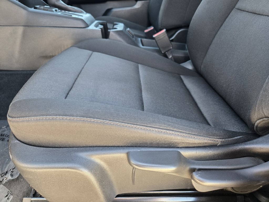 Used 2024 Chevrolet Colorado W/T RWD image 24