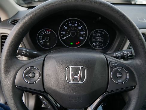 Used 2019 Honda HR-V LX image 22
