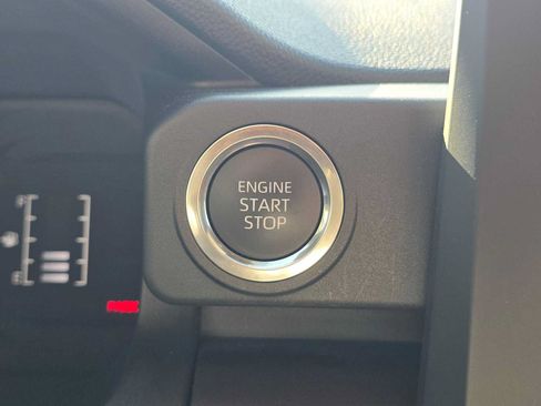 Certified 2026 Toyota 4Runner SR5 AWD/4WD image 34